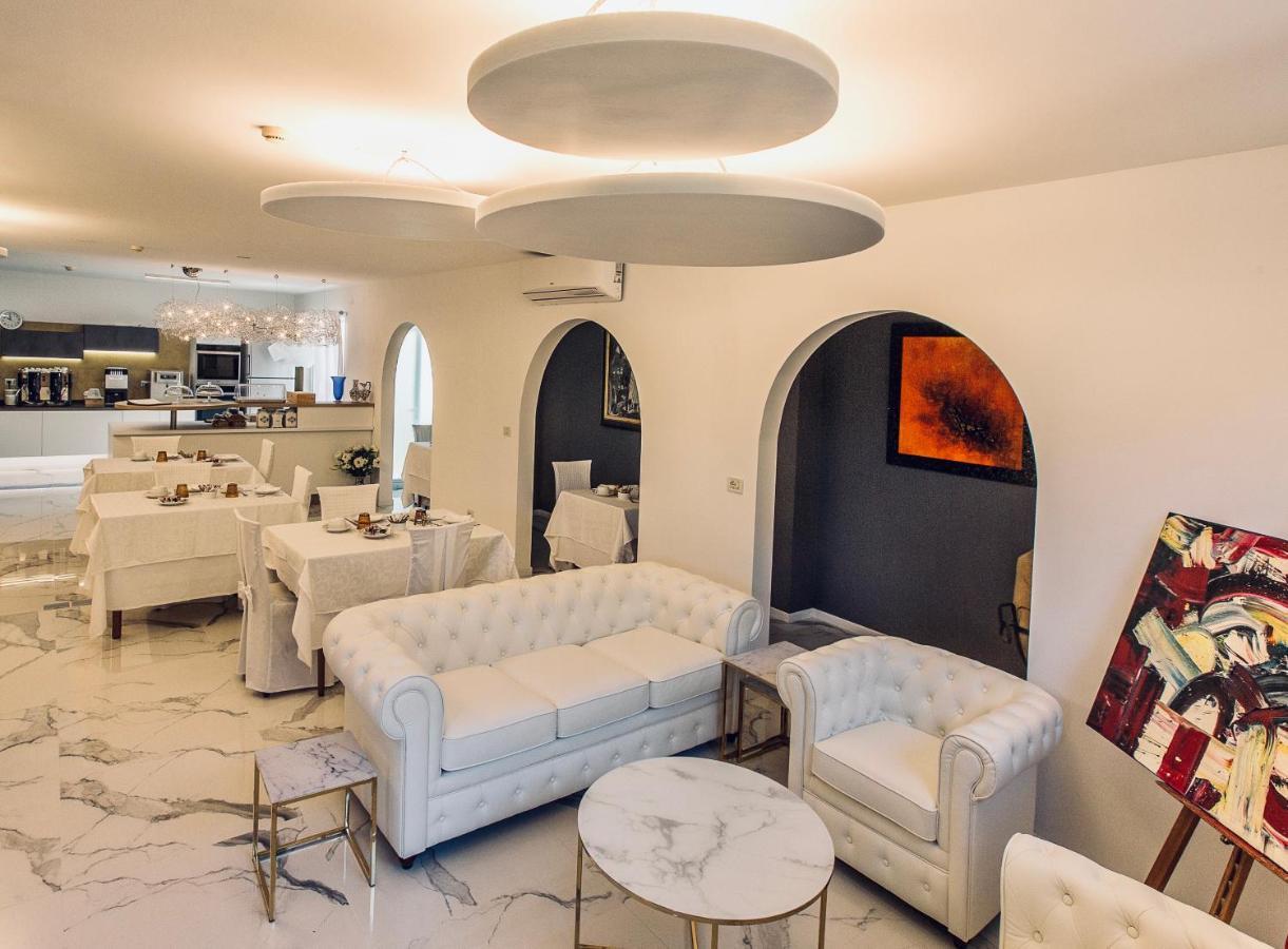 فندق Meuble Tripoli غرادو المظهر الخارجي الصورة