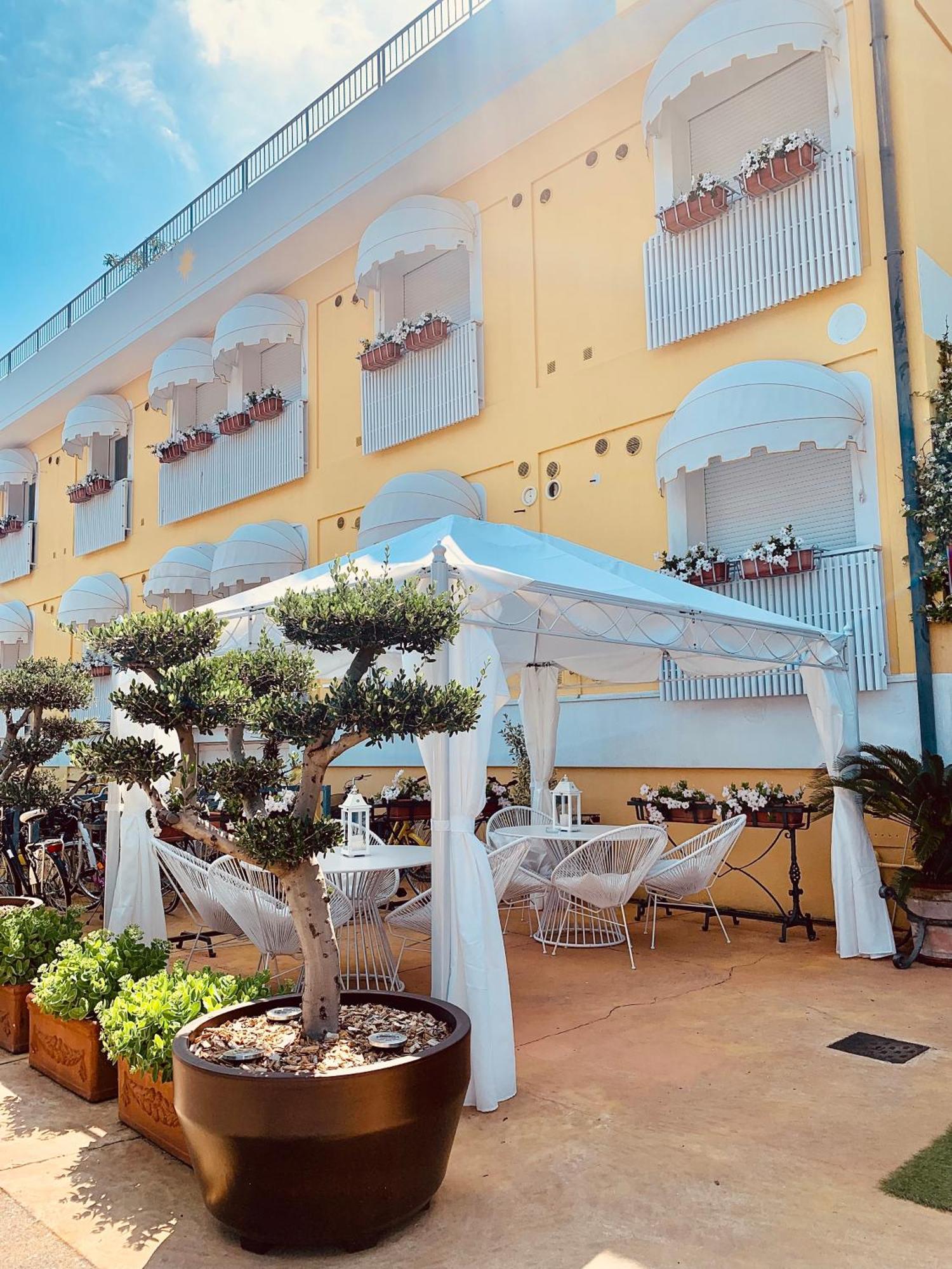 فندق Meuble Tripoli غرادو المظهر الخارجي الصورة